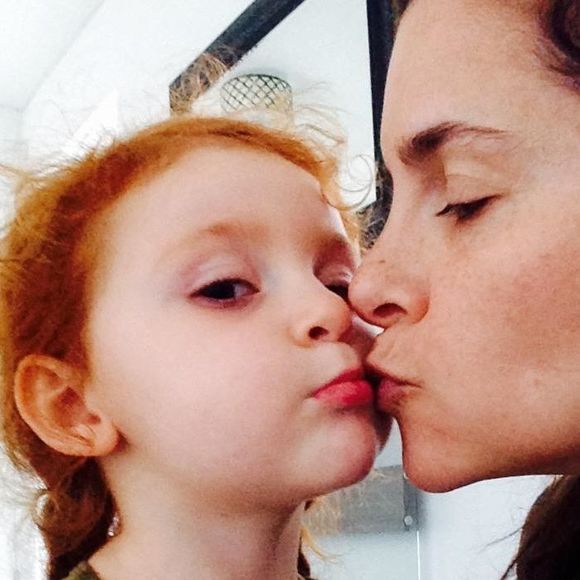 Meet your Posher, Jennifer - Picture 1 of 1